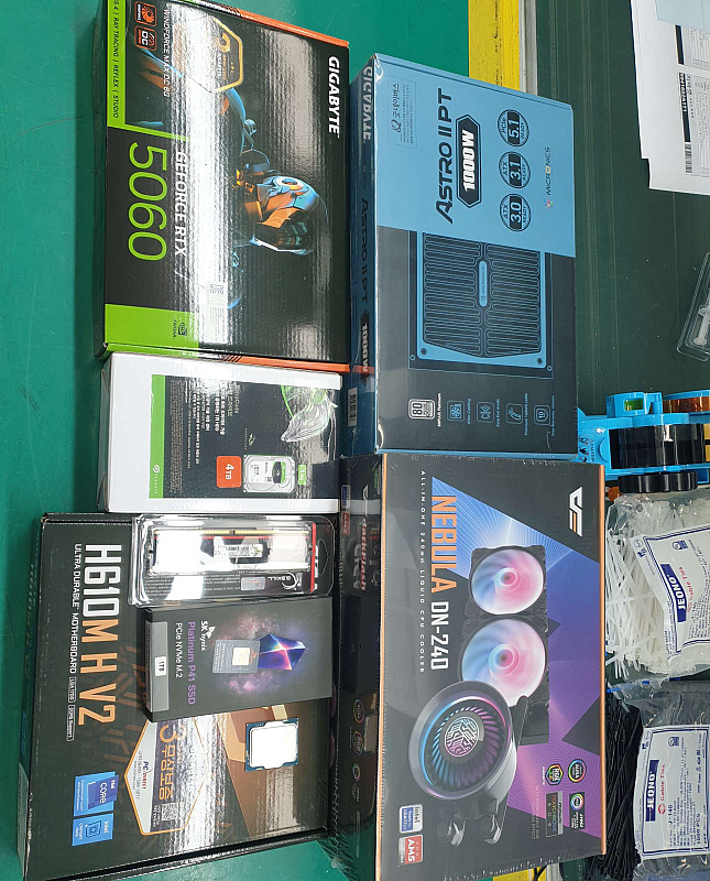 조립PC견적 사진1 인텔 코어i5-14세대 14400F (랩터레이크 리프레시) (벌크), GIGABYTE 지포스 RTX 5060 WINDFORCE MAX OC D7 8GB 피씨디렉트