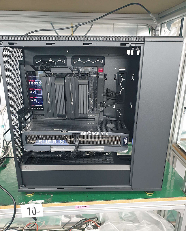 조립PC견적 사진2 인텔 코어 울트라9 시리즈2 285K (애로우레이크) (벌크), GAINWARD 지포스 RTX 5090 팬텀 D7 32GB