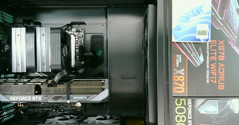 조립PC견적 사진1 AMD 라이젠7-6세대 9800X3D (그래니트 릿지) (멀티팩(정품)), GIGABYTE 지포스 RTX 5080 GAMING OC D7 16GB 제이씨현